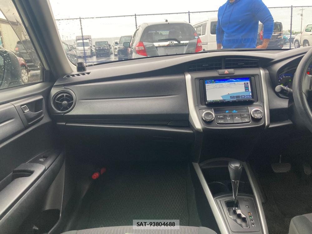 Toyota COROLLA FIELDER 2019-08 1339817-16