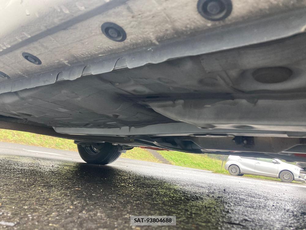 Toyota COROLLA FIELDER 2019-08 1339817-38