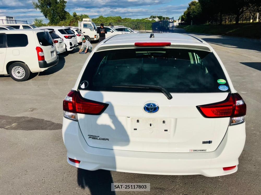 Toyota COROLLA FIELDER 2019 1334551-3