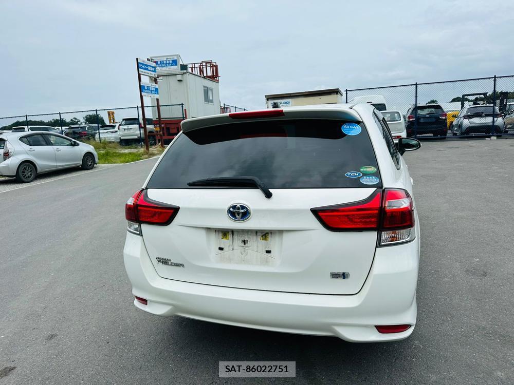 Toyota COROLLA FIELDER 2019 1305386-3