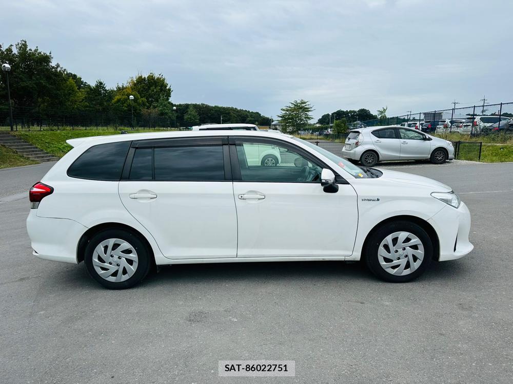 Toyota COROLLA FIELDER 2019 1305386-5