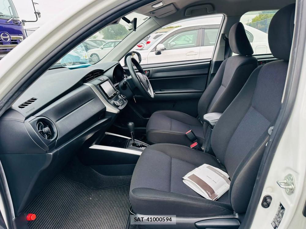 Toyota COROLLA FIELDER 2019 1358737-9