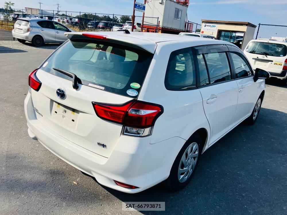 Toyota COROLLA FIELDER 2020 1373586-4
