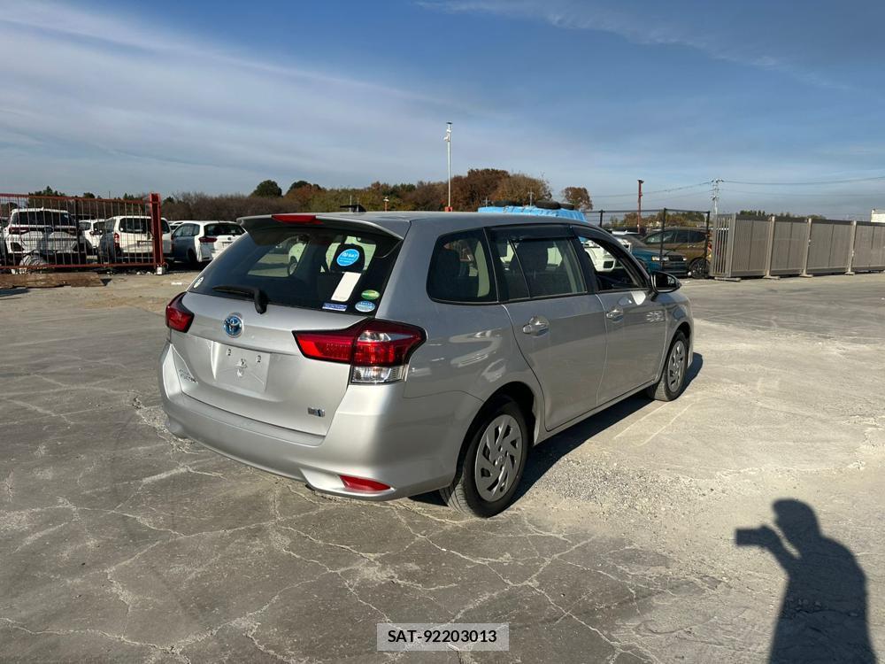 Toyota COROLLA FIELDER 2020 1438286-4