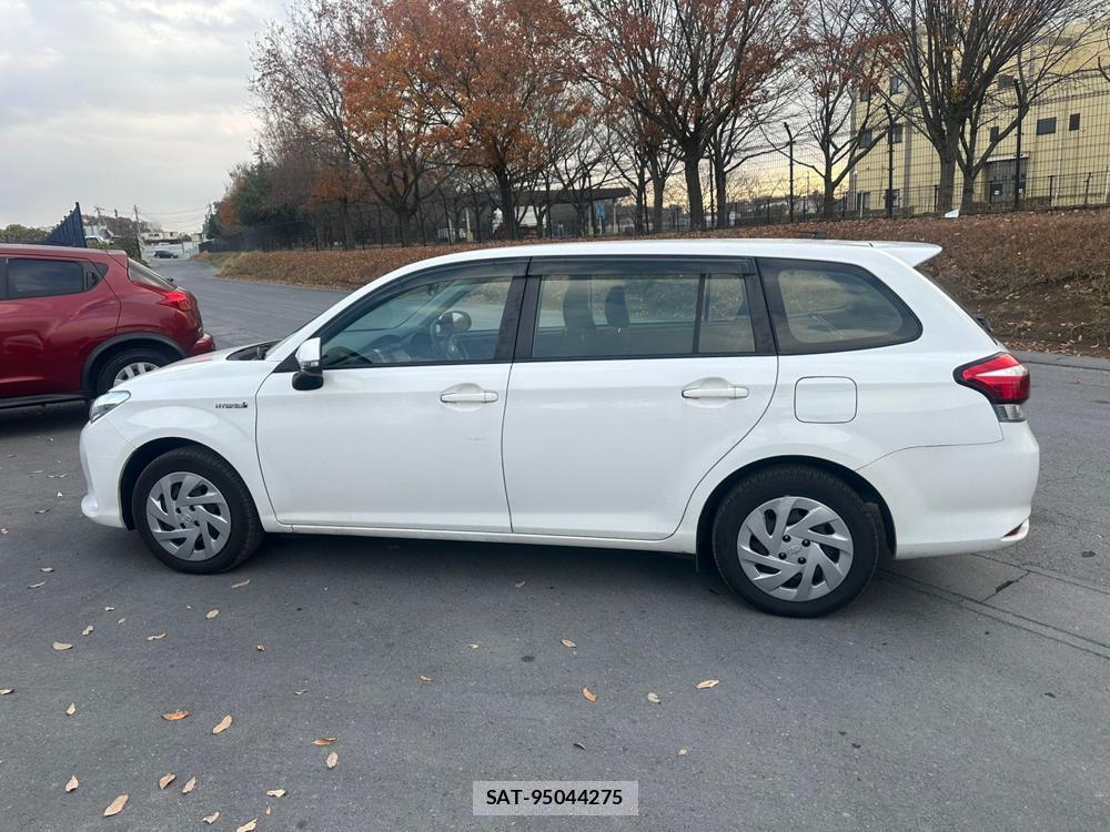 Toyota COROLLA FIELDER 2019 1454149-1