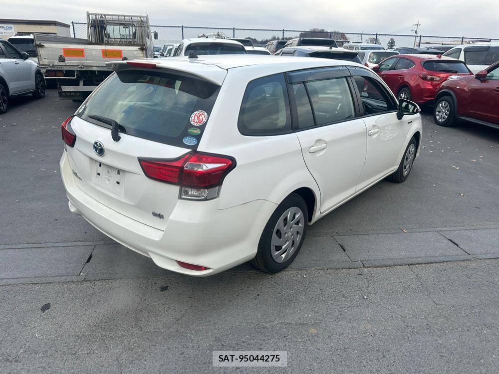 Toyota COROLLA FIELDER 2019 1454149-4