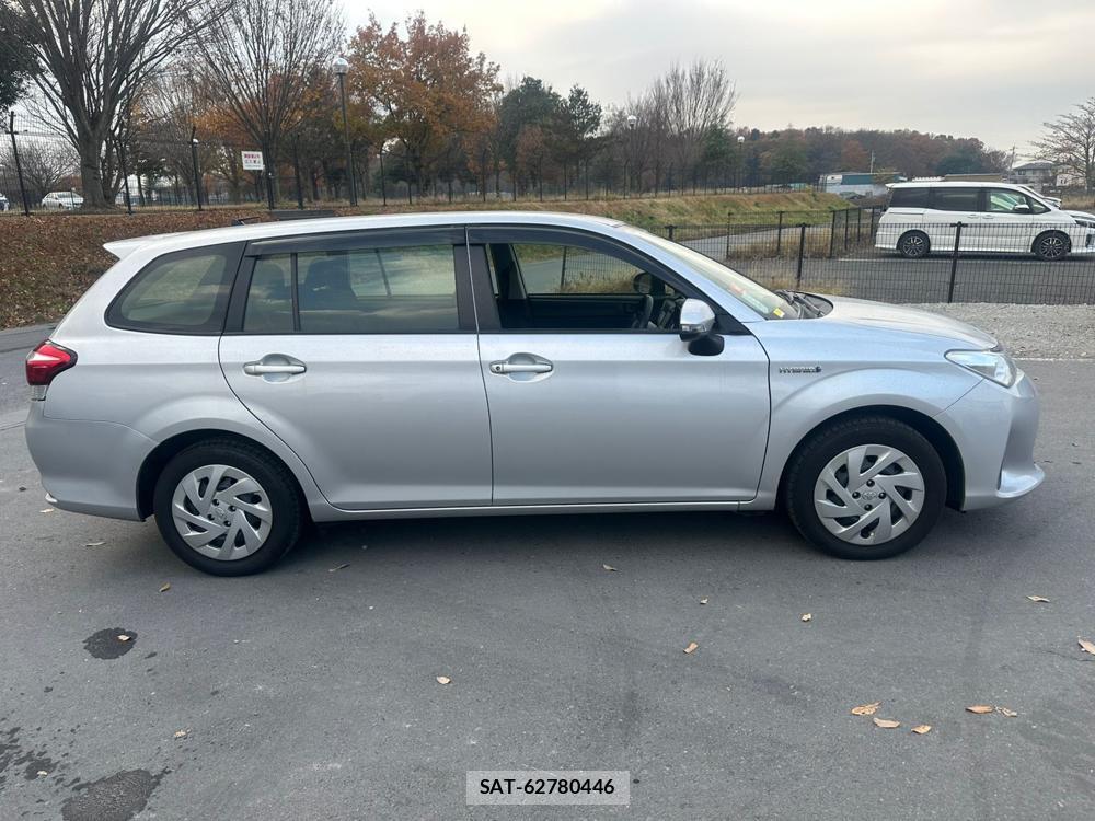 Toyota COROLLA FIELDER 2020 1451468-5