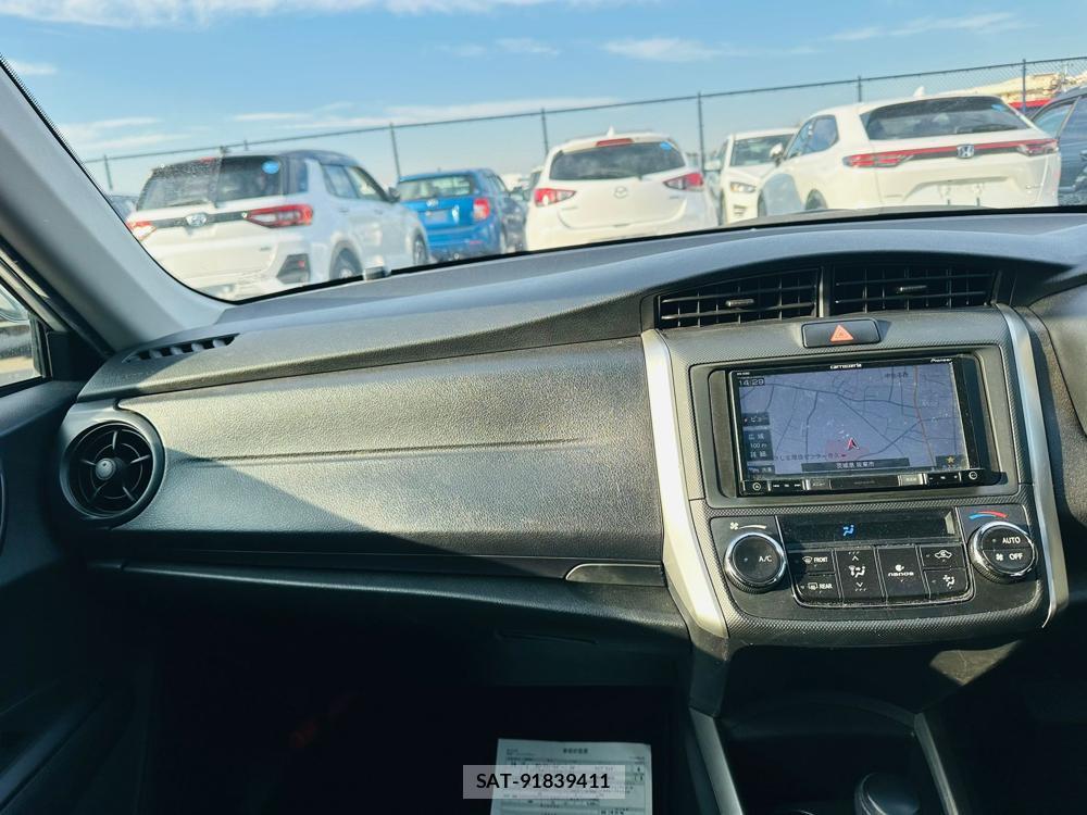 Toyota COROLLA FIELDER 2019 1538796-18