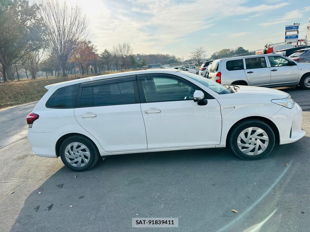 Toyota COROLLA FIELDER 2019 1538796-5