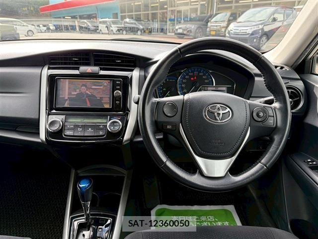 Toyota COROLLA FIELDER 2017-04 2098972-12