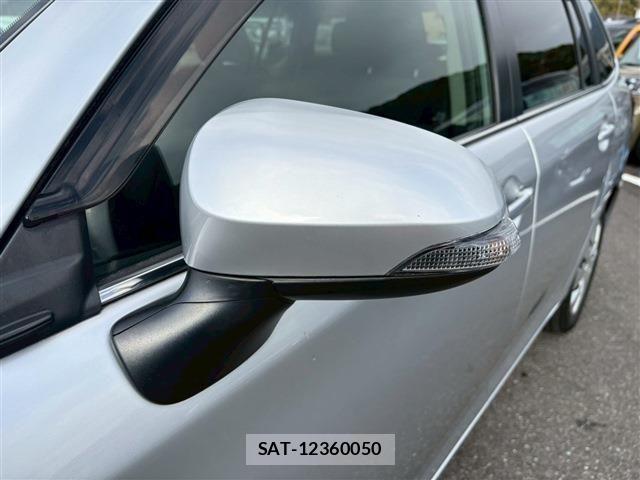 Toyota COROLLA FIELDER 2017-04 2098972-17