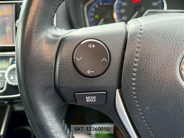 Toyota COROLLA FIELDER 2017-04 2098972-24