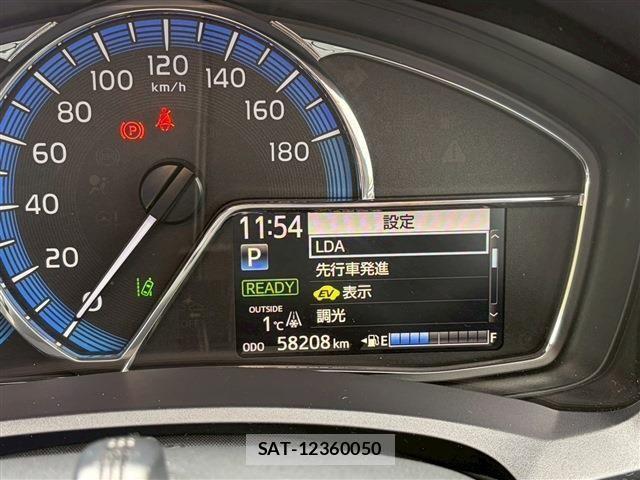 Toyota COROLLA FIELDER 2017-04 2098972-28