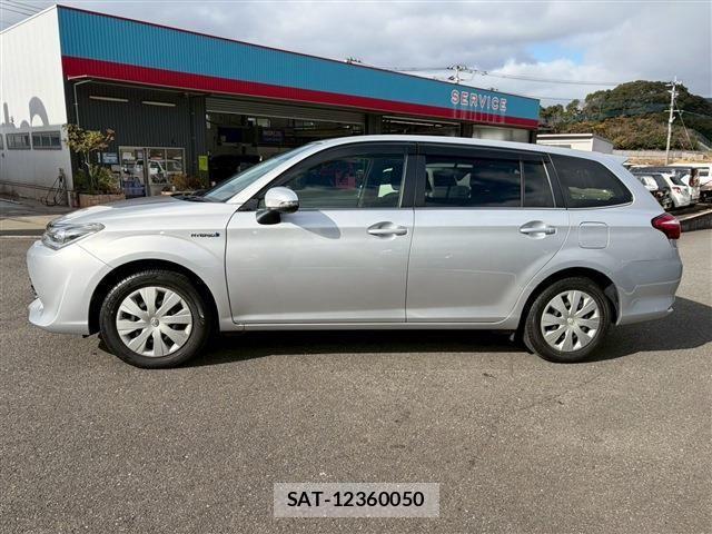 Toyota COROLLA FIELDER 2017-04 2098972-7