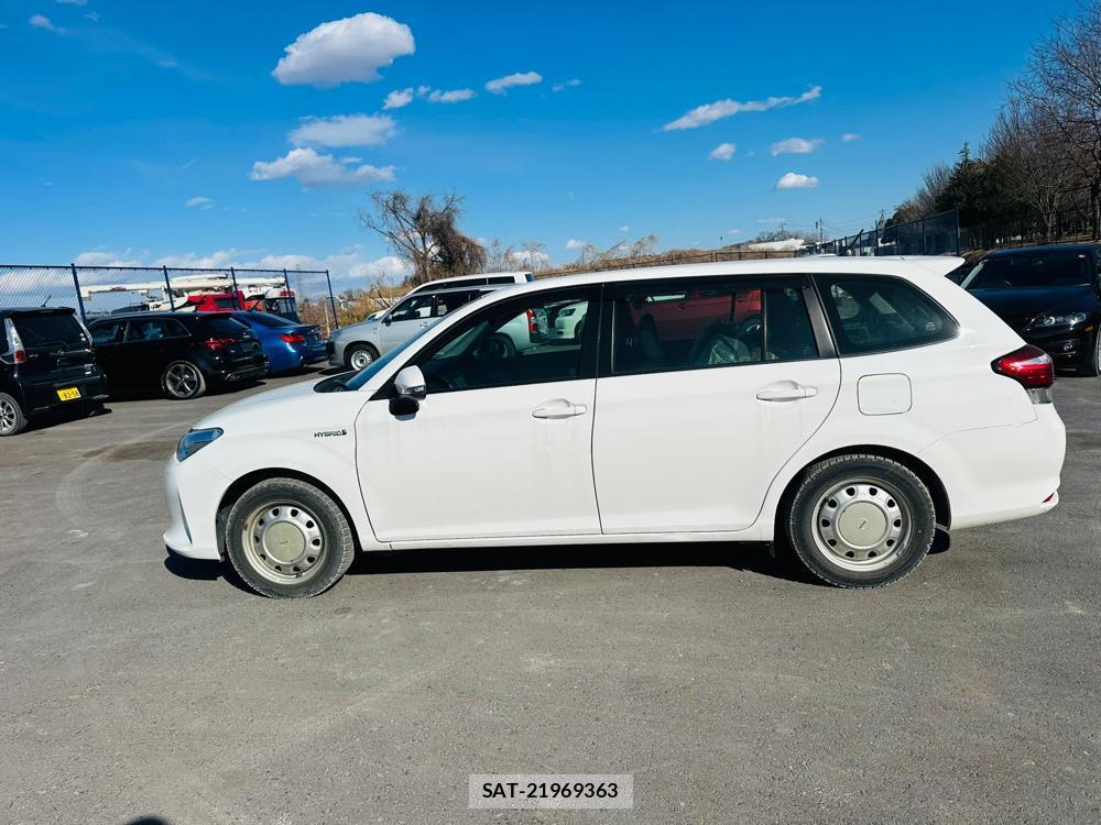 Toyota COROLLA FIELDER 2020 2333118-1