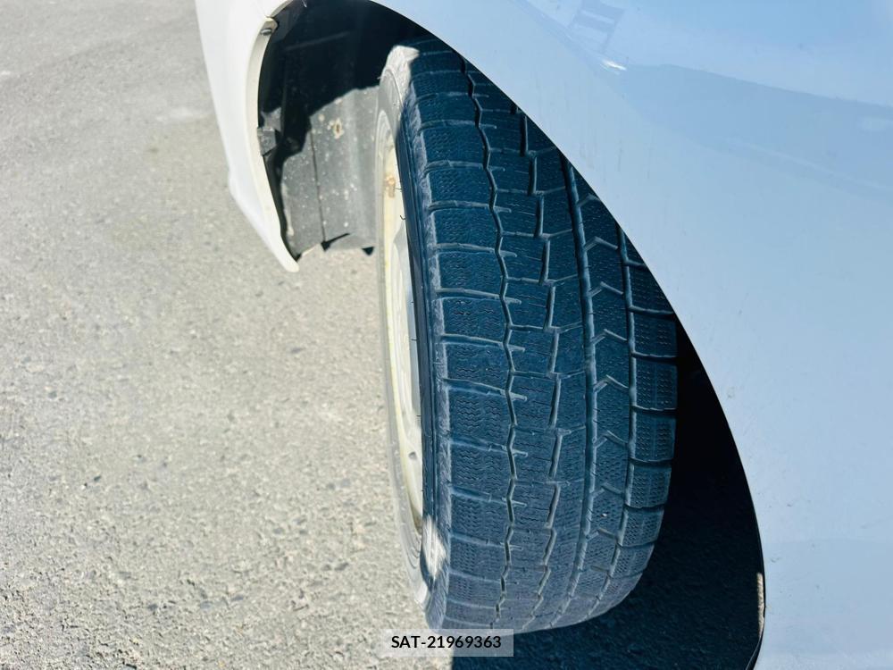 Toyota COROLLA FIELDER 2020 2333118-33