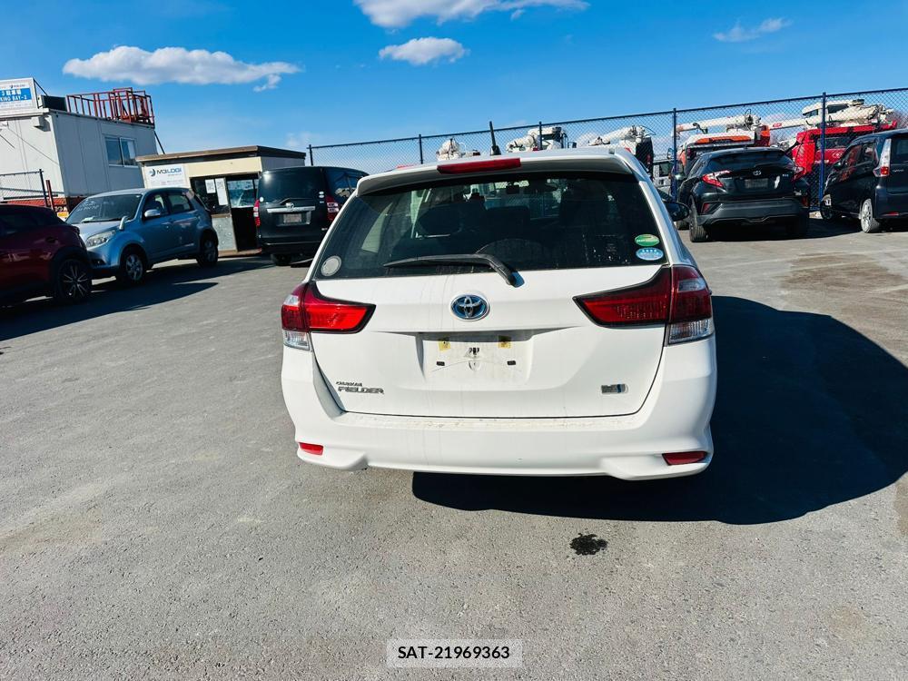 Toyota COROLLA FIELDER 2020 2333118-3