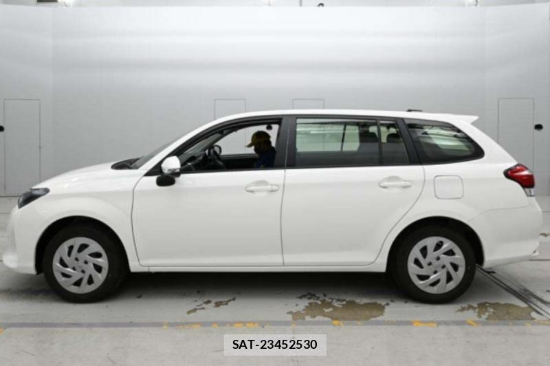 Toyota COROLLA FIELDER 2025-02 5852491-4