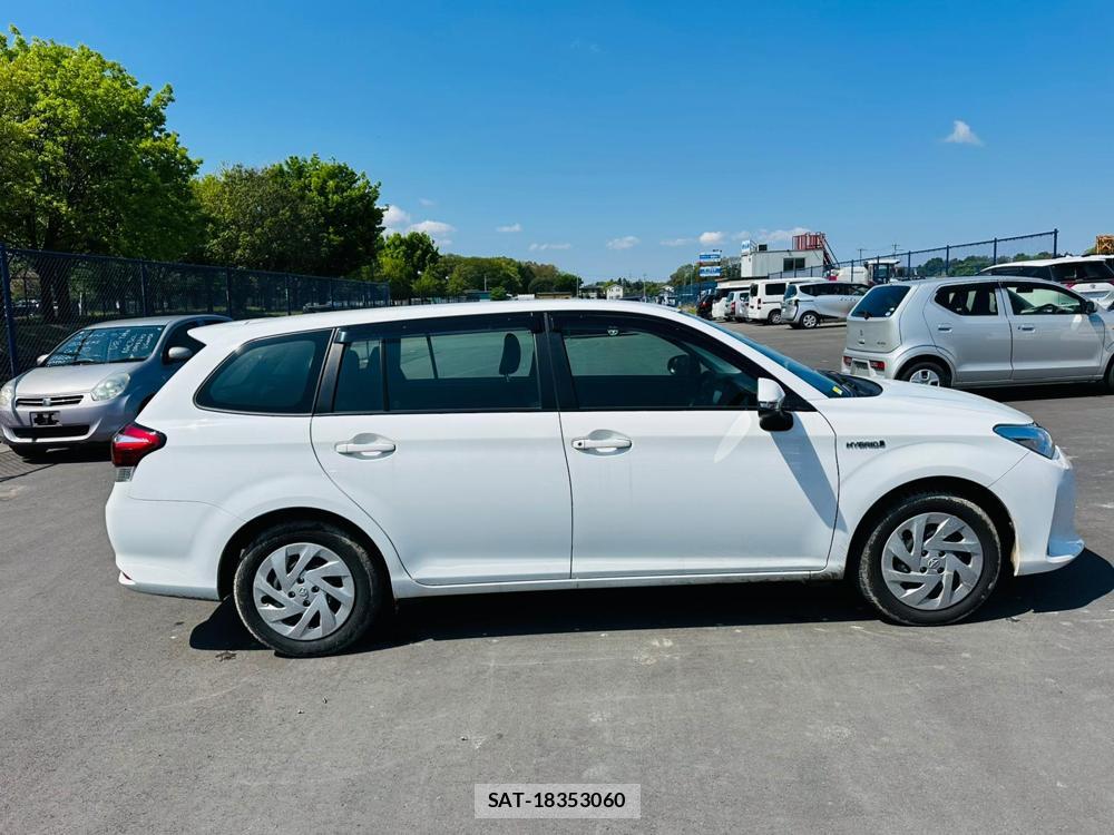 Toyota COROLLA FIELDER 2020 5952921-5