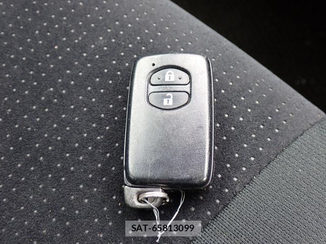 Toyota COROLLA FIELDER 2017-05 6715869-27