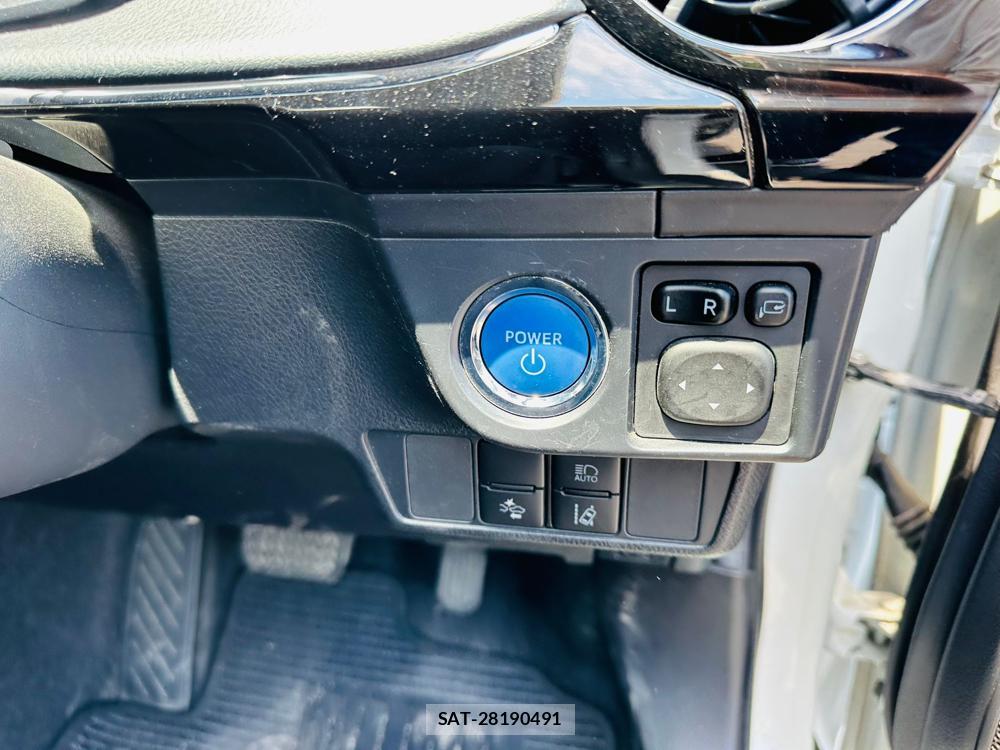 Toyota COROLLA FIELDER 2019-04 6560981-16