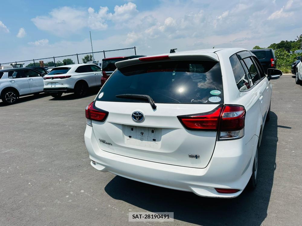 Toyota COROLLA FIELDER 2019-04 6560981-4