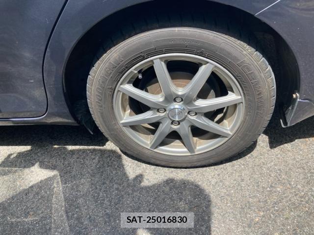 Toyota COROLLA FIELDER 2014-03 7216352-8