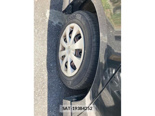 Toyota COROLLA FIELDER 2012-03 7216351-9