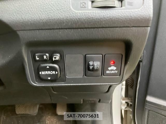 Toyota COROLLA FIELDER 2007-06 7250219-11