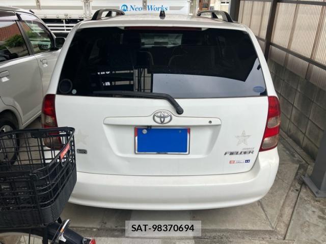 Toyota COROLLA FIELDER 2004-09 7271715-5