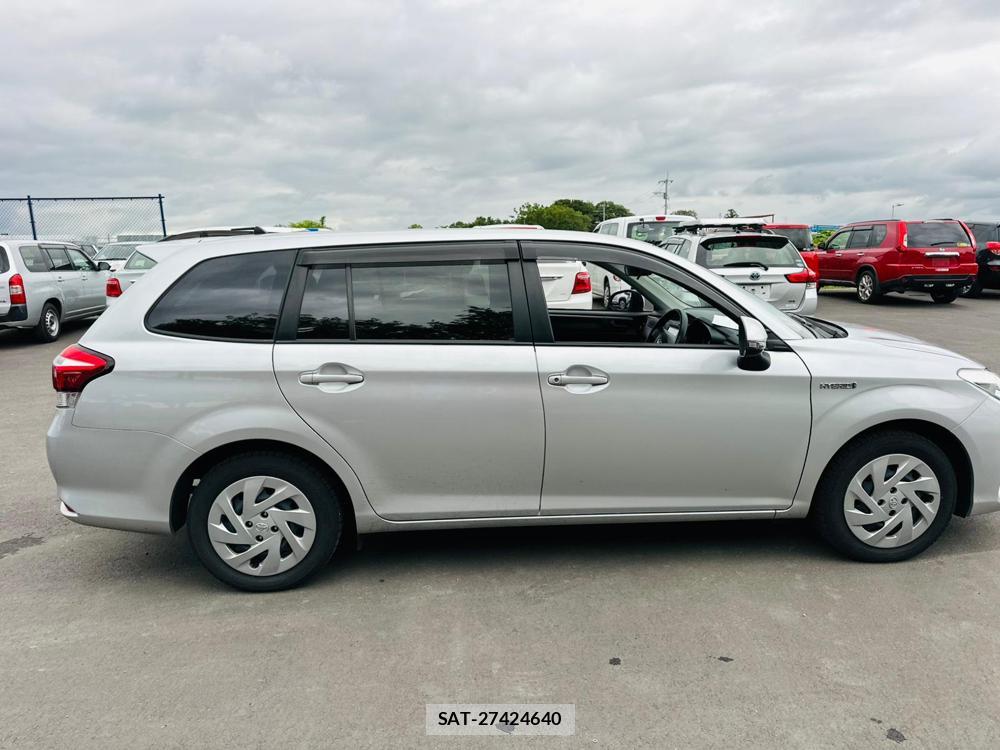 Toyota COROLLA FIELDER 2019 7242609-5