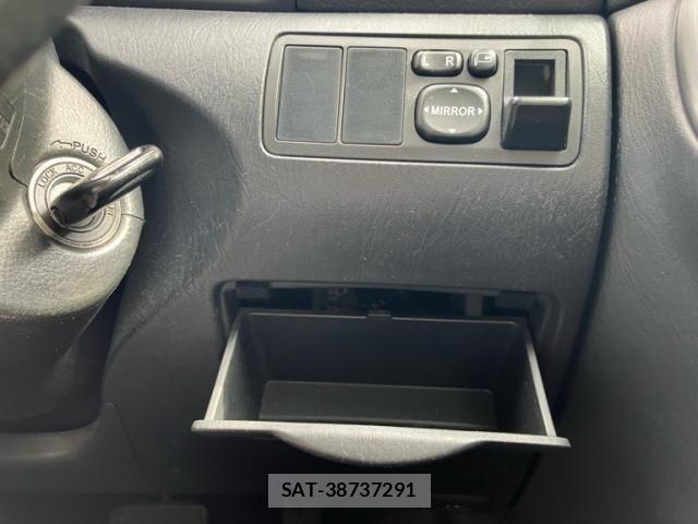 Toyota COROLLA FIELDER 2003-06 7357219-19