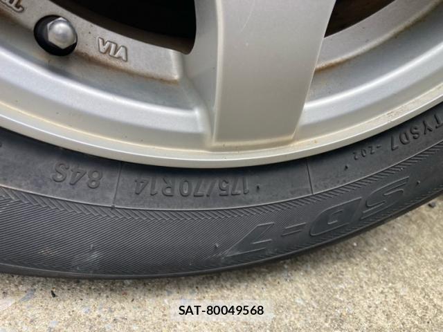 Toyota COROLLA FIELDER 2005-03 7391656-8