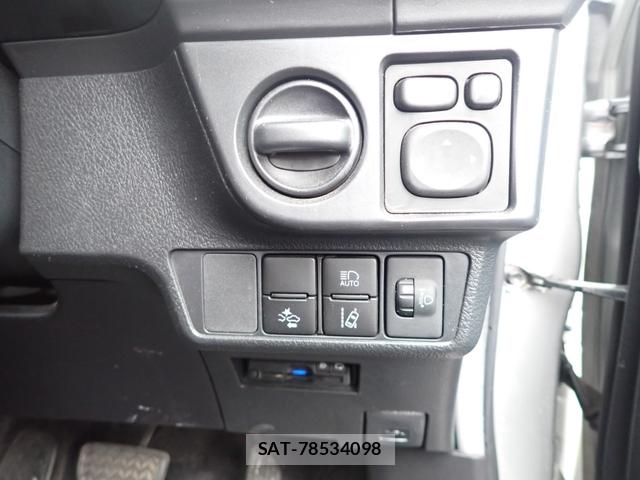 Toyota COROLLA FIELDER 2019-05 7404523-11