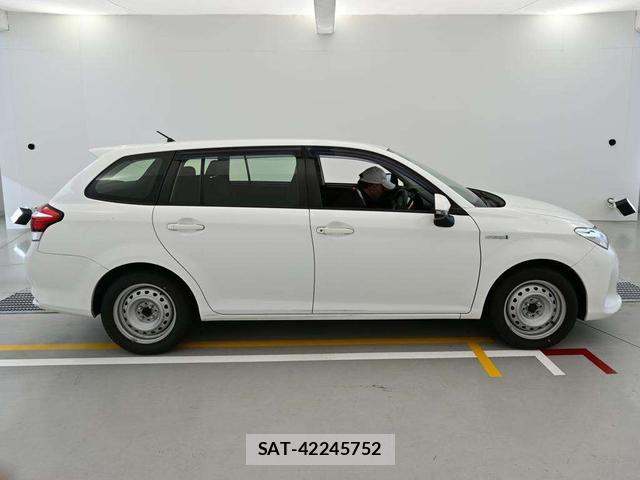 Toyota COROLLA FIELDER 2019-05 7489159-5