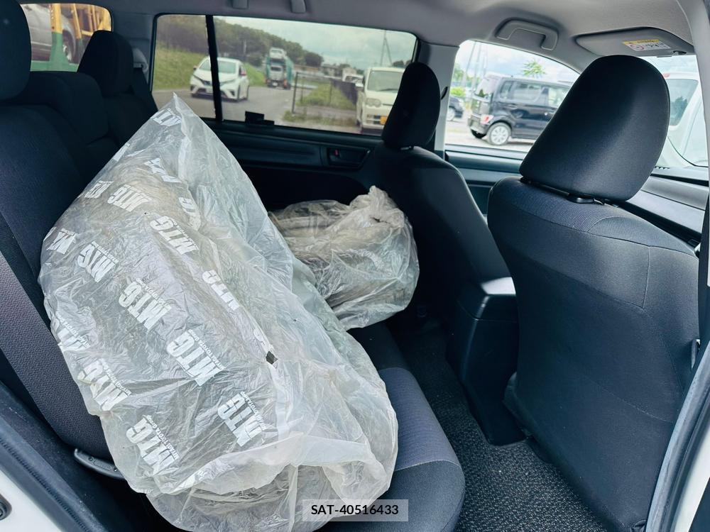 Toyota COROLLA FIELDER 2019-04 7351404-6