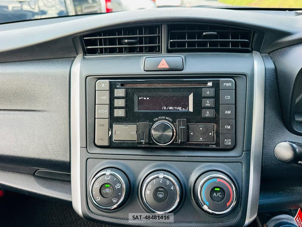 Toyota COROLLA FIELDER 2020-04 7369165-18