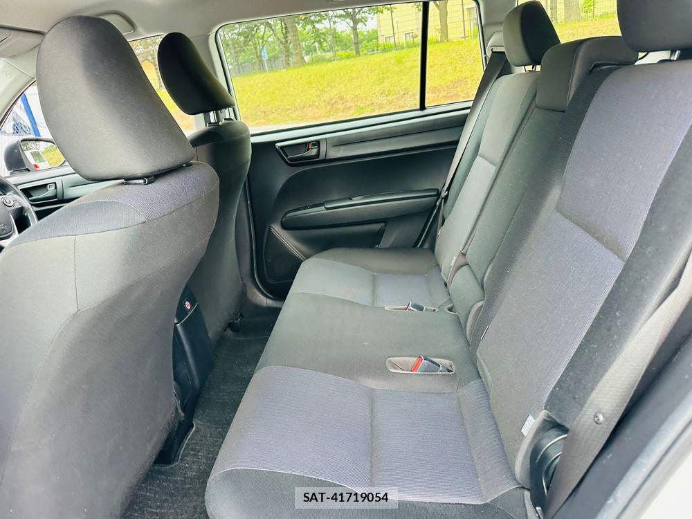 Toyota COROLLA FIELDER 2019 7216374-9