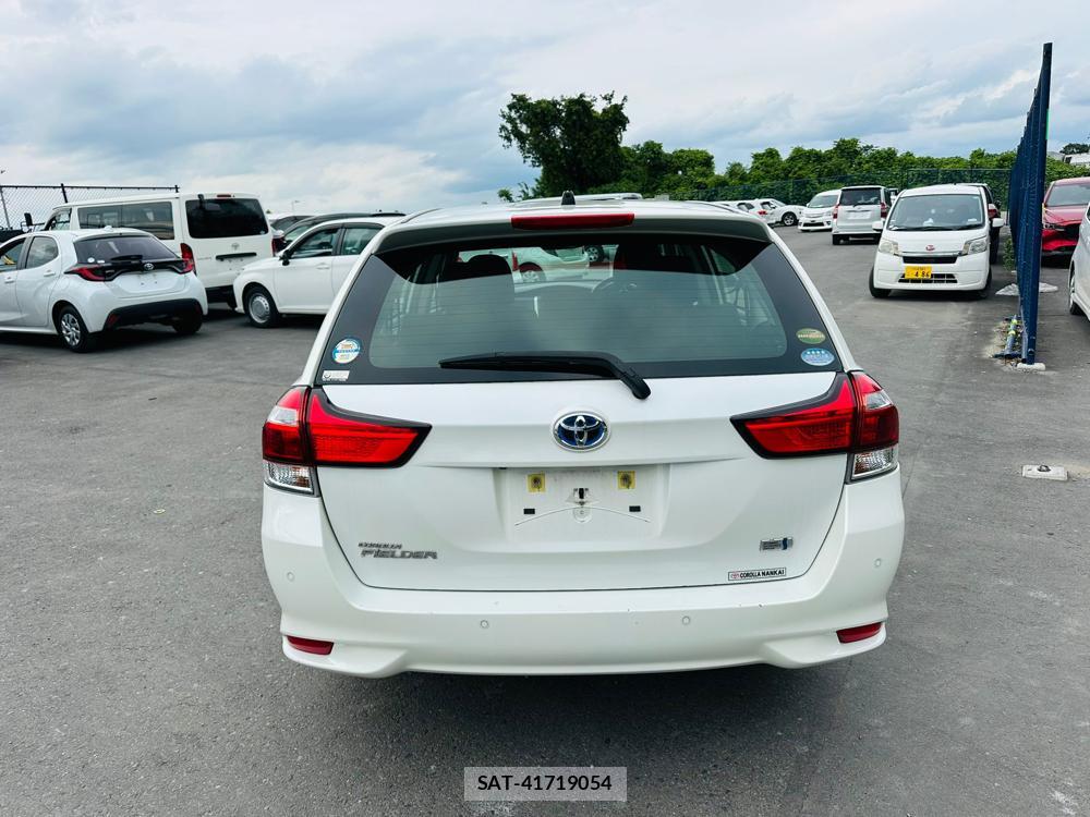 Toyota COROLLA FIELDER 2019 7216374-3