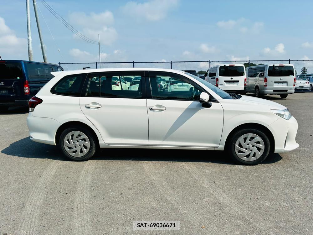 Toyota COROLLA FIELDER 2019 7308284-5
