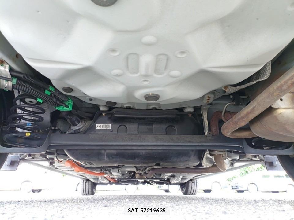 Toyota COROLLA FIELDER 2019-06 7479722-12