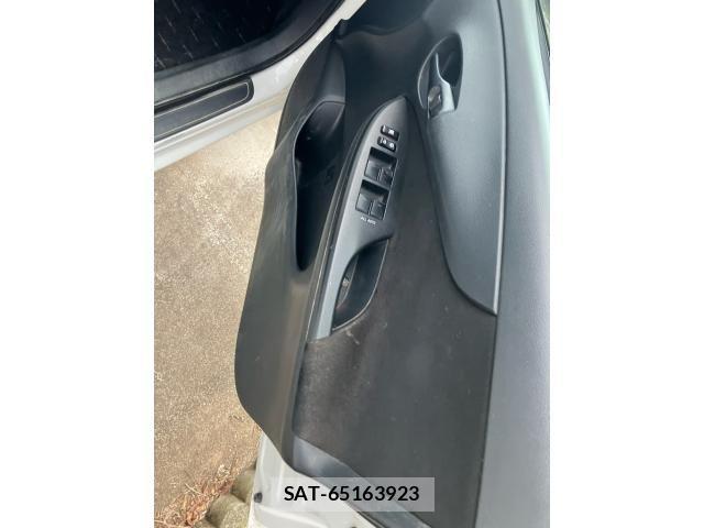 Toyota COROLLA FIELDER 2010-08 7561958-16