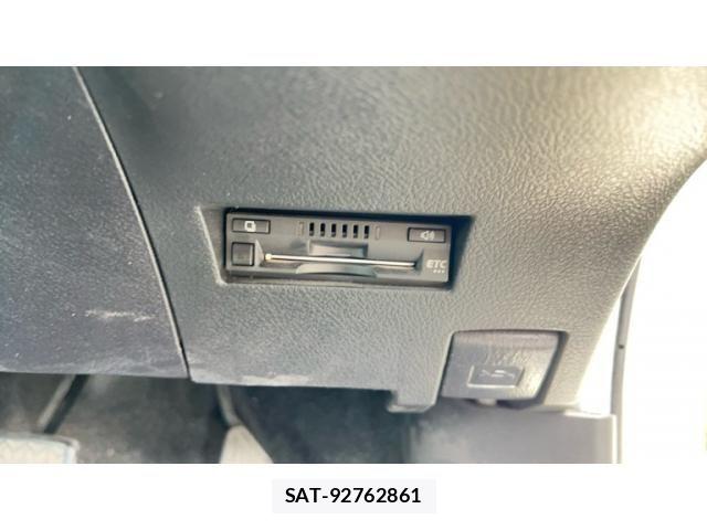 Toyota COROLLA FIELDER 2017-09 7561959-12