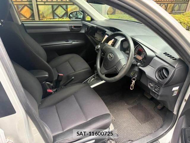 Toyota COROLLA FIELDER 2013-04 7615655-9