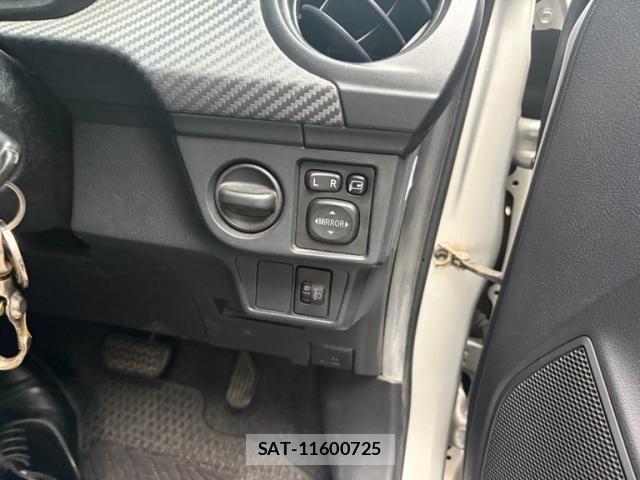 Toyota COROLLA FIELDER 2013-04 7615655-16