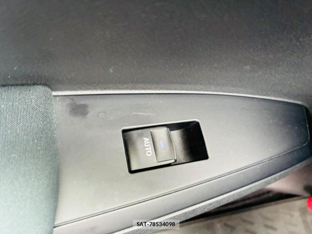 Toyota COROLLA FIELDER 2019-05 7404523-24