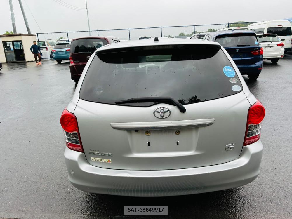 Toyota COROLLA FIELDER 2010-01 7381565-3