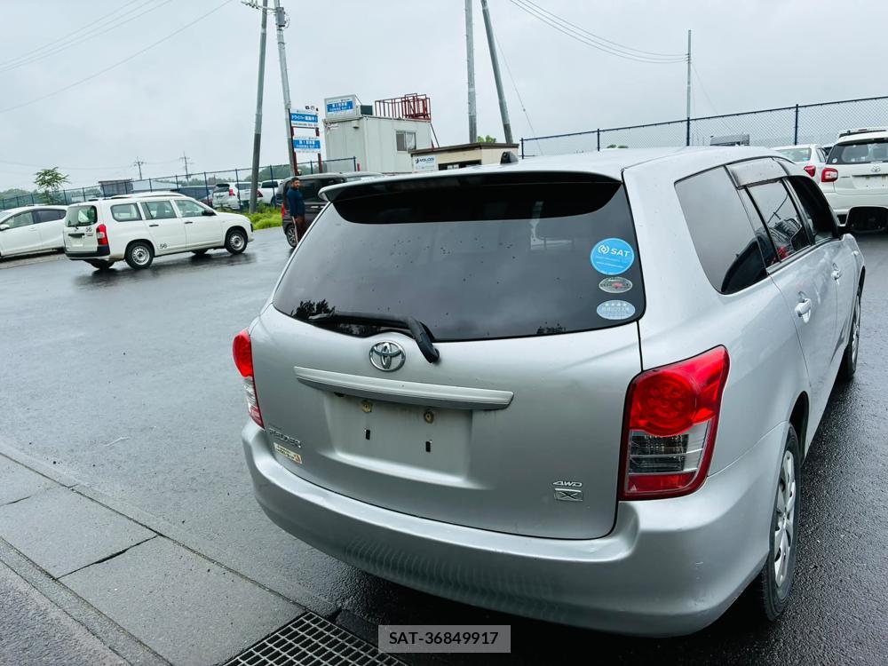 Toyota COROLLA FIELDER 2010-01 7381565-4