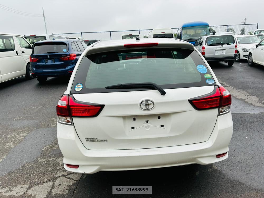 Toyota COROLLA FIELDER 2020-05 7489158-3