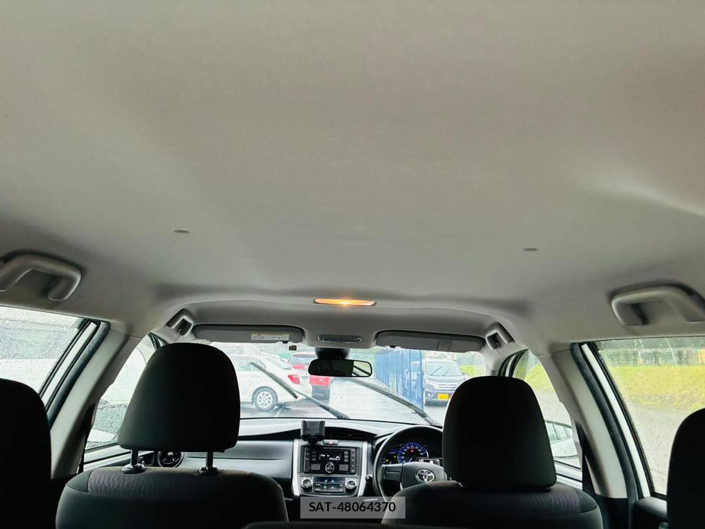 Toyota COROLLA FIELDER 2019-05 7405563-24
